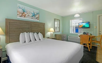Ocean Court Beachfront Hotel