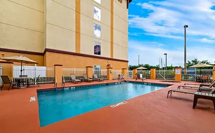 Comfort Suites Orlando Airport