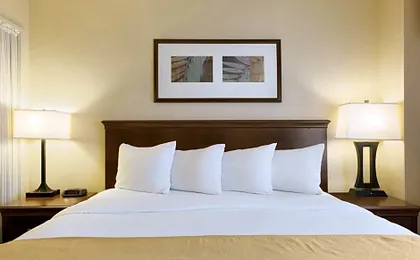 Country Inn & Suites by Radisson, Owatonna, MN