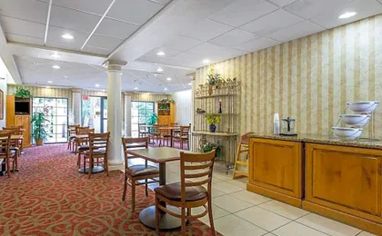Comfort Suites Palm Desert I-10