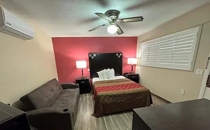 Western Motel