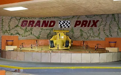Grand Prix Hotel