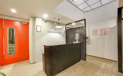 Townhouse Unitech Cyber Park Gurgaon Near Omaxe Celebration Mall