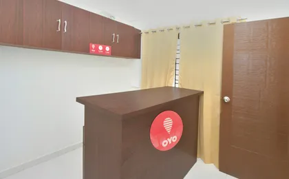 OYO 9419 Manu Residency