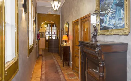 Hostal Girona