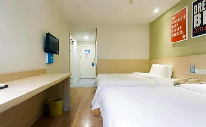 Hanting Hotel Changsha Wuyi Square Yingbin Road Metro Station