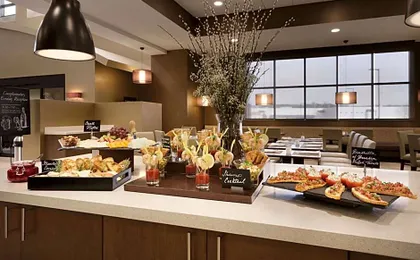 Embassy Suites by Hilton Akron Canton Airport