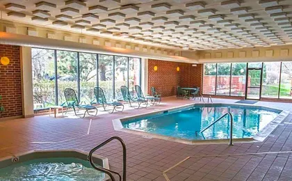 Quality Inn Schaumburg - Chicago Near The Mall