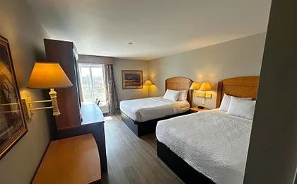 La Quinta Inn & Suites by Wyndham Islip Macarthur Airport