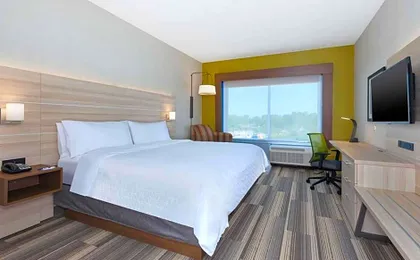 Holiday Inn Express and Suites Grand Rapids Airport- South By IHG