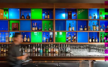 Aruba VillageGolf Windows Bar