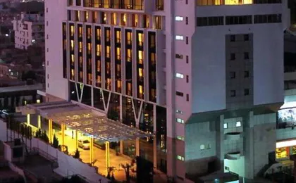 Golden Tulip Jaipur