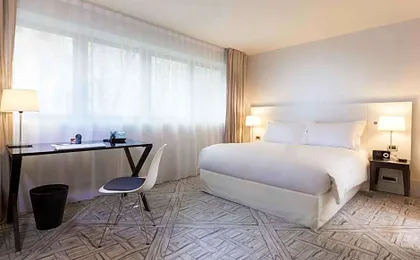La Maison Champs Elysees