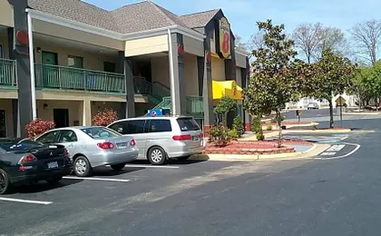 Super 8 by Wyndham Stafford