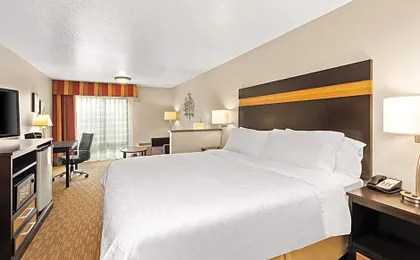Holiday Inn Express Portland SE - Clackamas Area By IHG