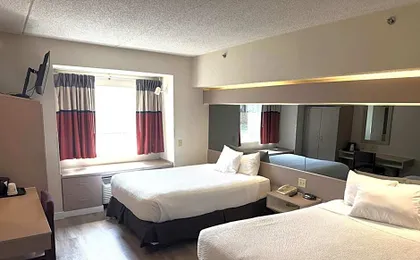 Microtel Inn & Suites by Wyndham Bloomington MSP Airport