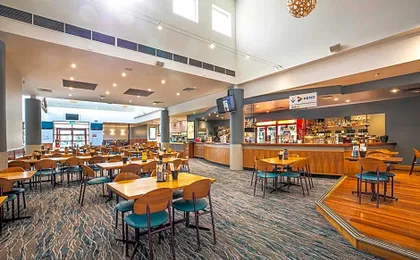 Nightcap at York on Lilydale