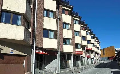 Apartamentos Crest Pas