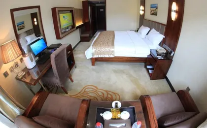 Xiahe Jiusheng international Hotel
