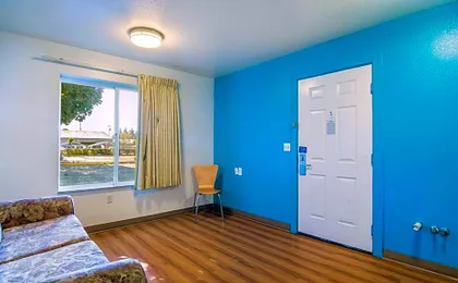 Motel 6 Portland, OR Mall 205
