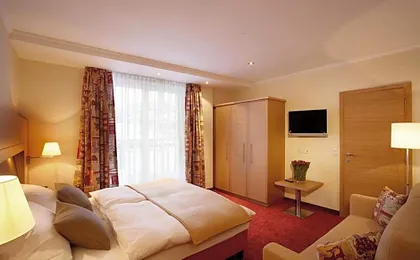 Sonnblick Apartments und Zimmer - Nationalpark Sommercard inklusive