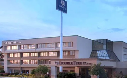 DoubleTree By Hilton Hotel Fayetteville