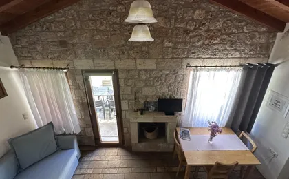 Genari Beach Apartments