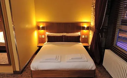The Commercial Hotel