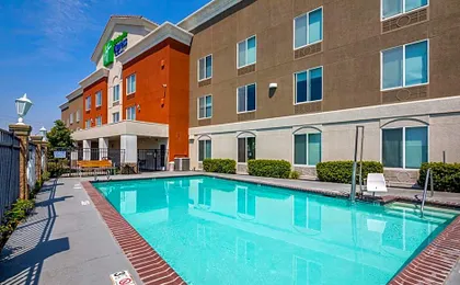 Holiday Inn Express Hotel & Suites Modesto-Salida By IHG
