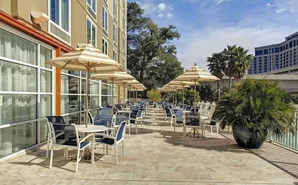 DoubleTree by Hilton Biloxi