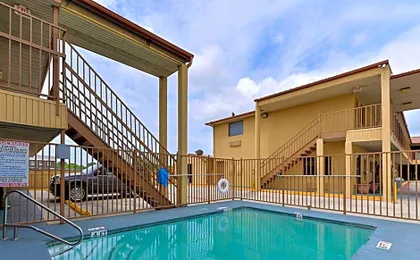 Econo Lodge Killeen near Fort Hood