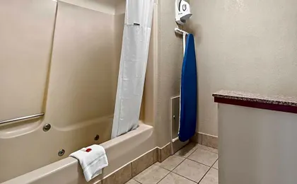 Days Inn by Wyndham Whitmore Lake/Ann Arbor/Brighton