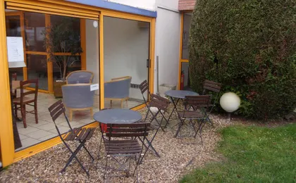 HOTEL KYRIAD CHANTILLY TERRASSE