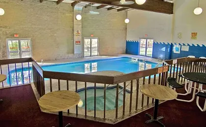 Voyageur Inn And Conference Center