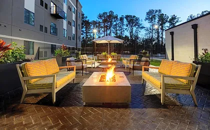 WaterWalk Extended Stay by Wyndham Jacksonville Deerwood Pk