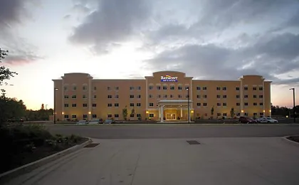 Baymont by Wyndham Erie