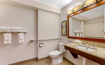 Comfort Inn River's Edge