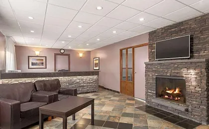 Travelodge by Wyndham Meadow Lake