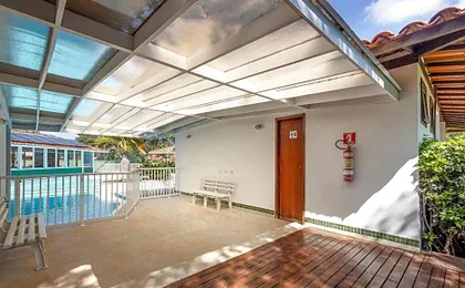 BZ49 Casa ampla em Condomínio Clube 350m da praia