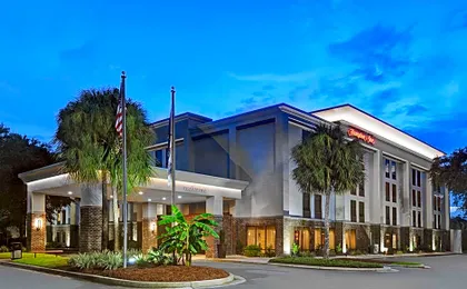 Hampton Inn Charleston/Mt. Pleasant-Patriots Point