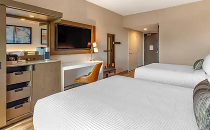Cambria Hotel New Haven University Area
