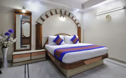 Hotel De Holiday International