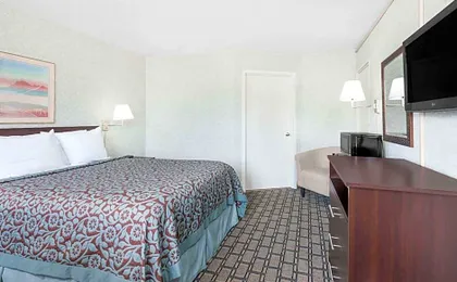 Days Inn by Wyndham St Clairsville