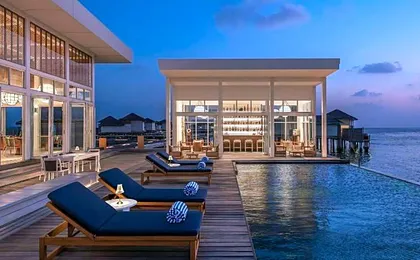 The Halcyon Private Isles Maldives, Autograph Collection
