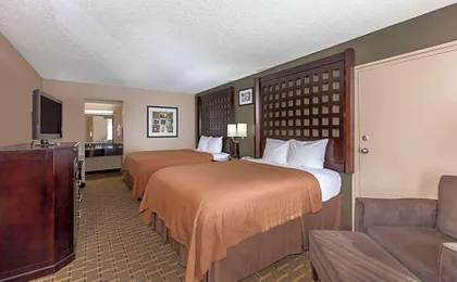 Super 8 by Wyndham Atoka