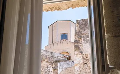 Isabella di Castiglia Apartments