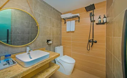 Shenzhen East Railway And Buji Subway Station Ranch Hotel