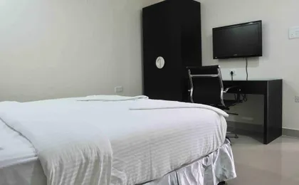 At Home Apartment Hotel