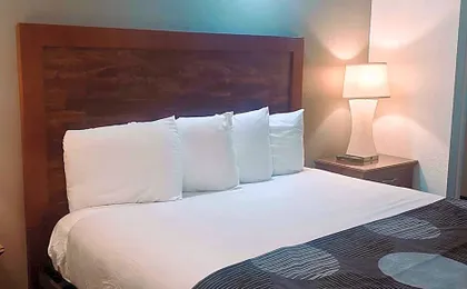 Oceanside Inn & Suites, a Days Inn by Wyndham