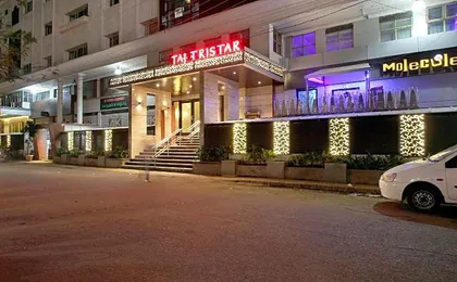 Taj Tristar